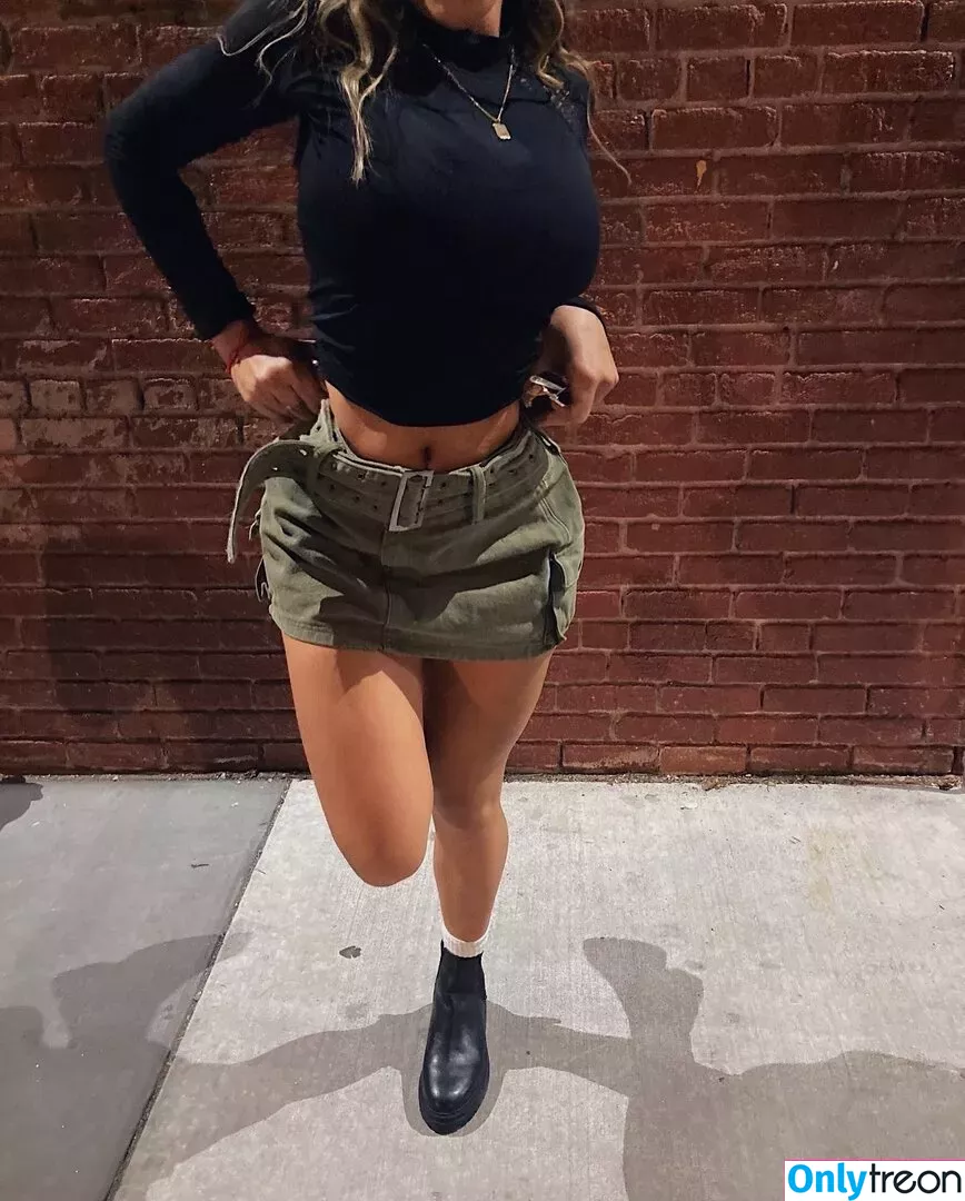 xxninisv nude photo #0005 (Nilaiyah Rey / ninisreyy)