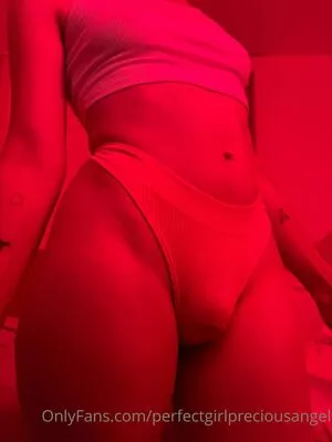 xxpissgirl420xx / xxgypsyyxx nude photo #0005