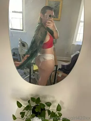 xxpissgirl420xx / xxgypsyyxx фото голая #0036