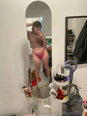 xxpissgirl420xx / xxgypsyyxx фото голая #0049