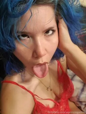 xxprincssgamrxx / xxprincessdracoxx nude photo #0029