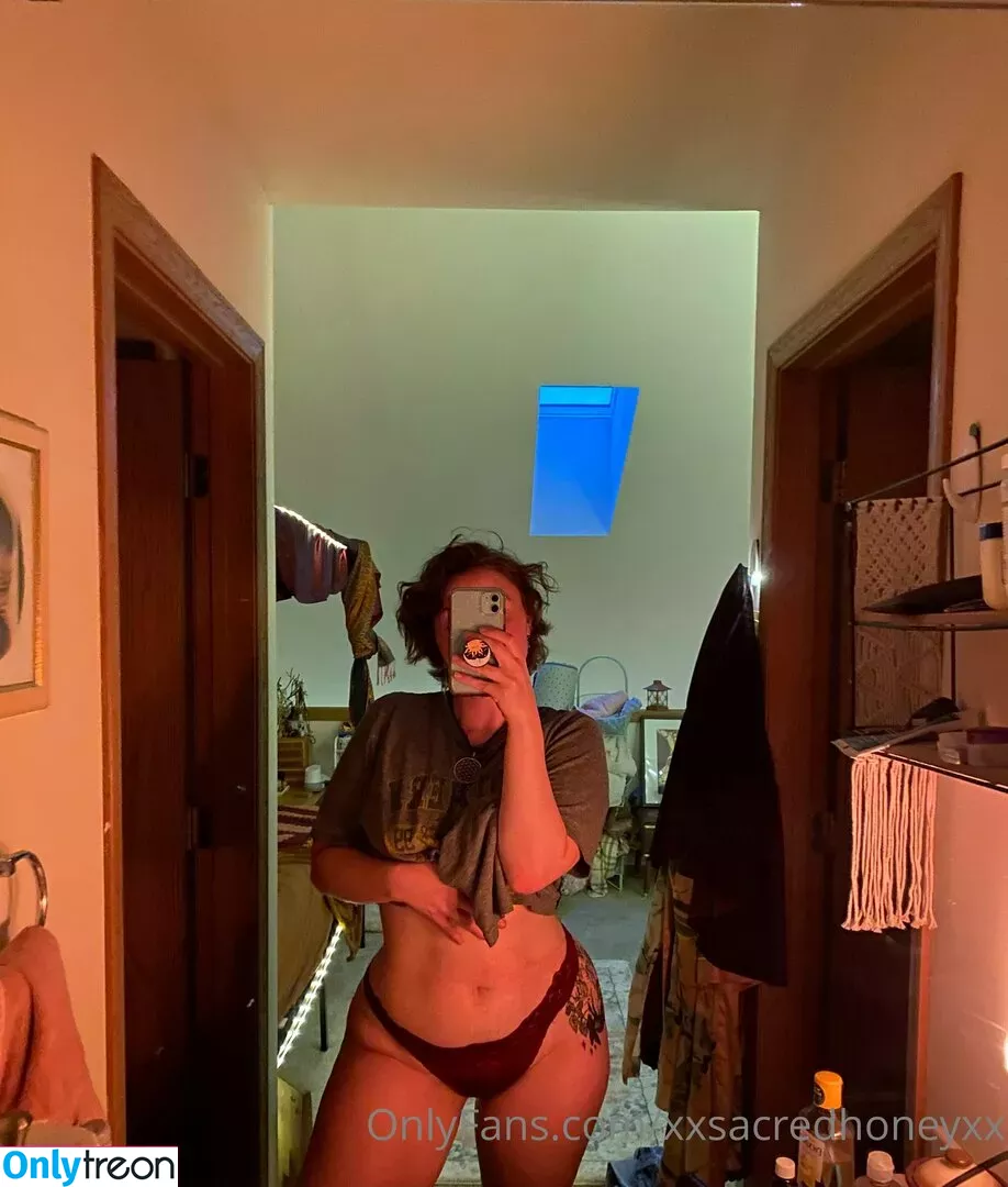 xxsacredhoneyxx nude photo #0015 (xxshadcatxx)