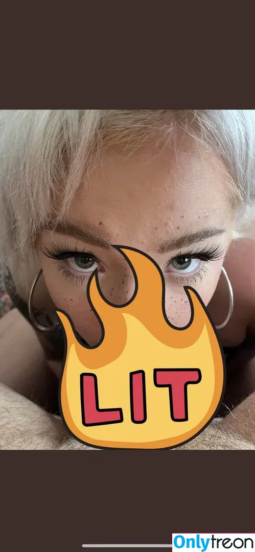 Xxsadspice nude photo #0008 (sarahsimkins)