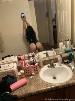 xxsara_slaughterxx / lunaaa___starrrr / saraslaughter nude photo #0010