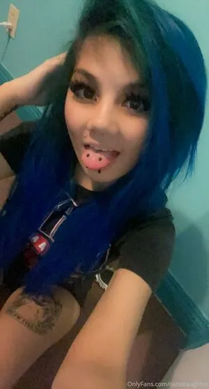 xxsara_slaughterxx / lunaaa___starrrr / saraslaughter nude photo #0042