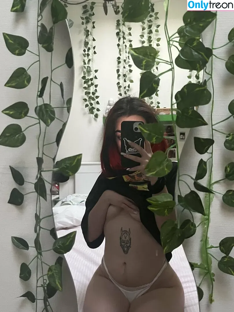 xxsgoddess nude photo #0019 (mirtigrey / ugxygoddess)