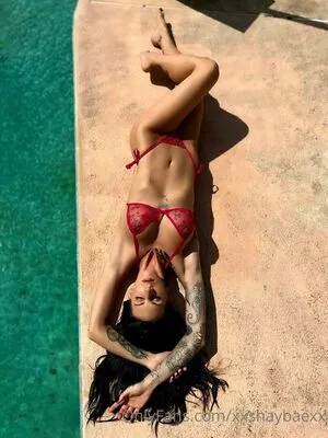 xxshaybaexx / xShaysmokesx / xx.shaibabii.xx nude photo #0035