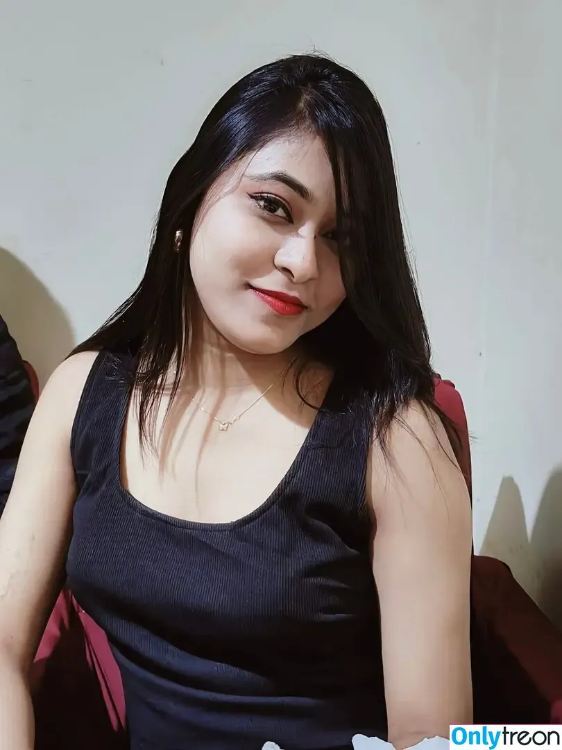 Yajna Seni nude photo #0505 (yajnaseni25)