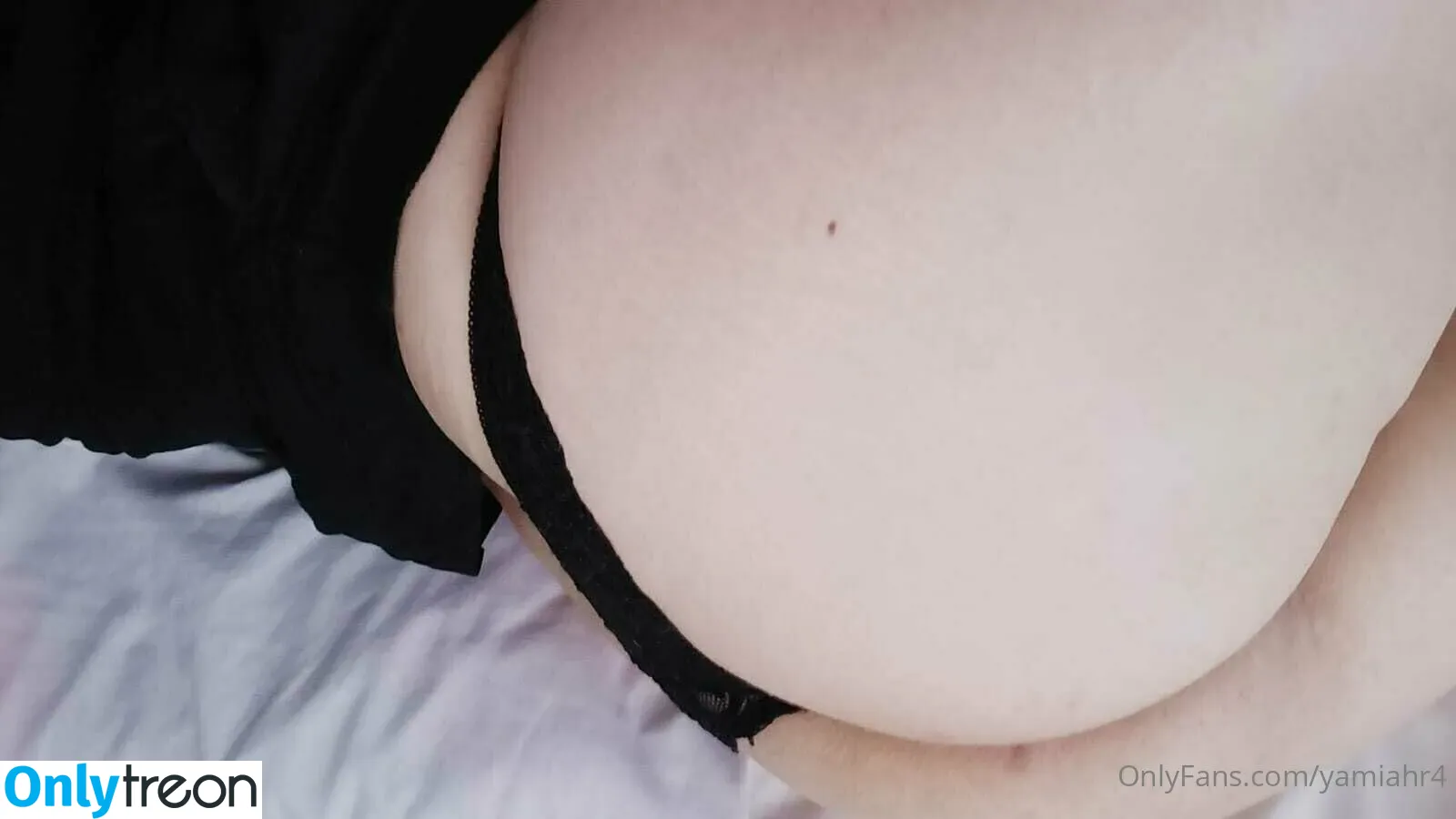yamiahr4 nude photo #0081 (alesxdisdafxith20)