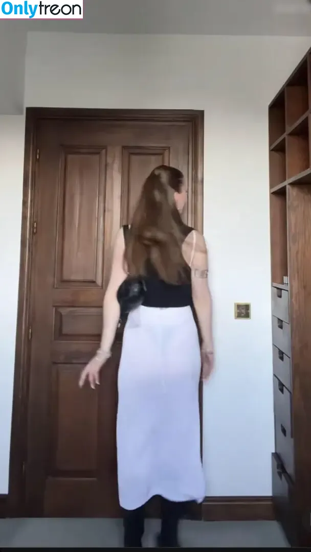 Yanaclare nude photo #0010 (Yanaclare)