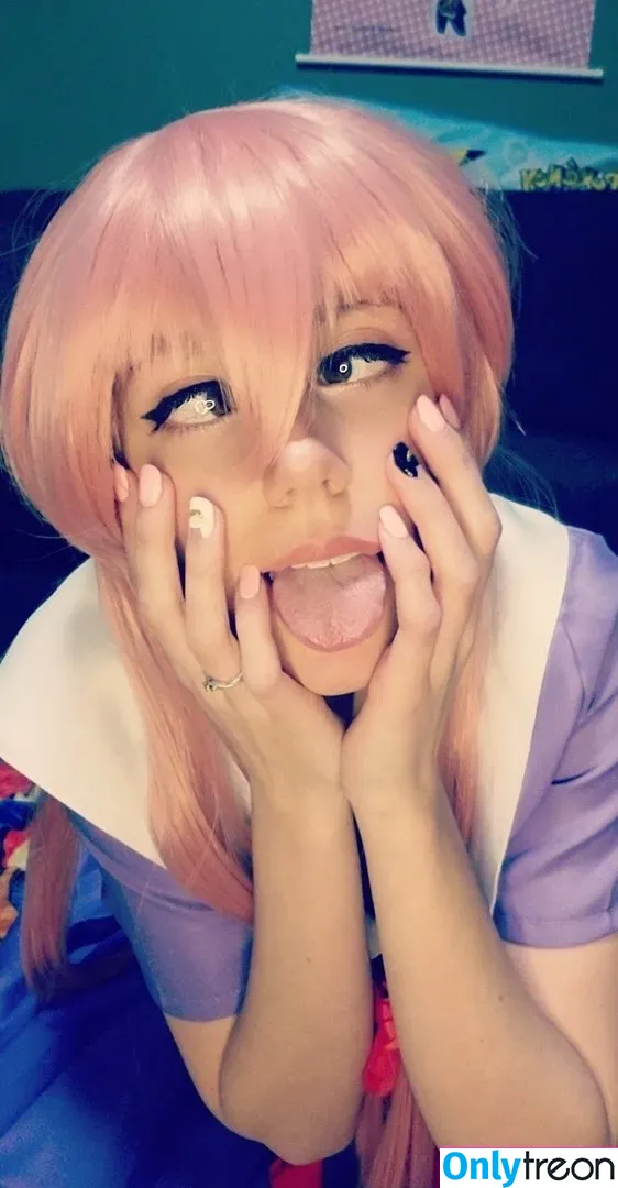Yanderekamii голая photo #0066 (Yanderekamii)