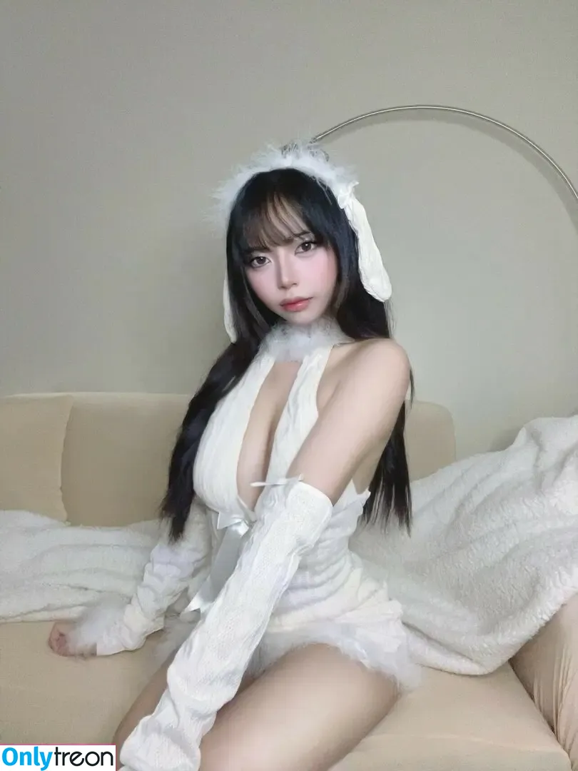 Yanyankyun nude photo #0081 (yanyan.cos)