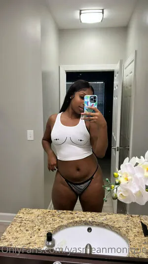 yasmeanmonique / yasmeanmoniquee nude photo #0022