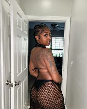 yasmeanmonique / yasmeanmoniquee nude photo #0045