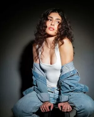 Yasmeen Fletcher / yasmeenfletcher фото голая #0115