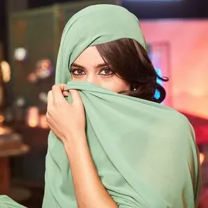 Yasmin Ali Yassine / Venus Podcast / yasyassine nude photo #0045