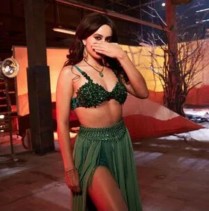 Yasmin Ali Yassine / Venus Podcast / yasyassine nude photo #0046