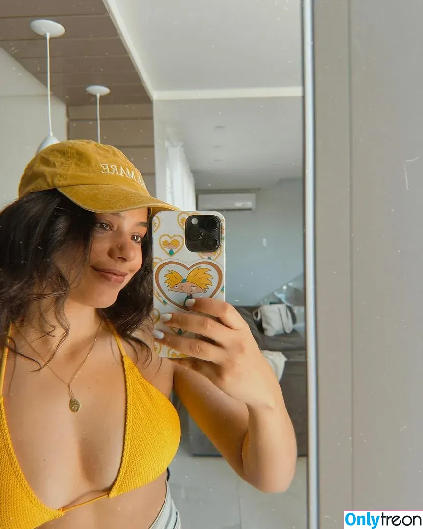 Yasmin Ali Yassine nude photo #0118 (Venus Podcast / yasyassine)