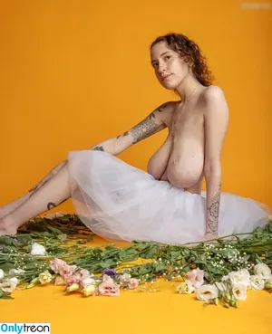 Yasmin_avrahami / AvrahamiYasmin / photoart_il / tsyasmin фото голая #0553