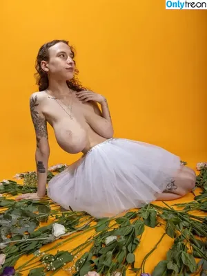 Yasmin_avrahami / AvrahamiYasmin / photoart_il / tsyasmin фото голая #0554