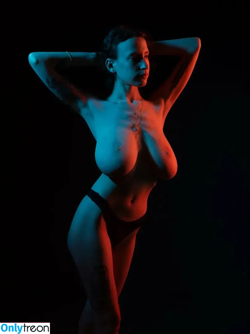 Yasmin_avrahami nude photo #0308 (AvrahamiYasmin / photoart_il / tsyasmin)