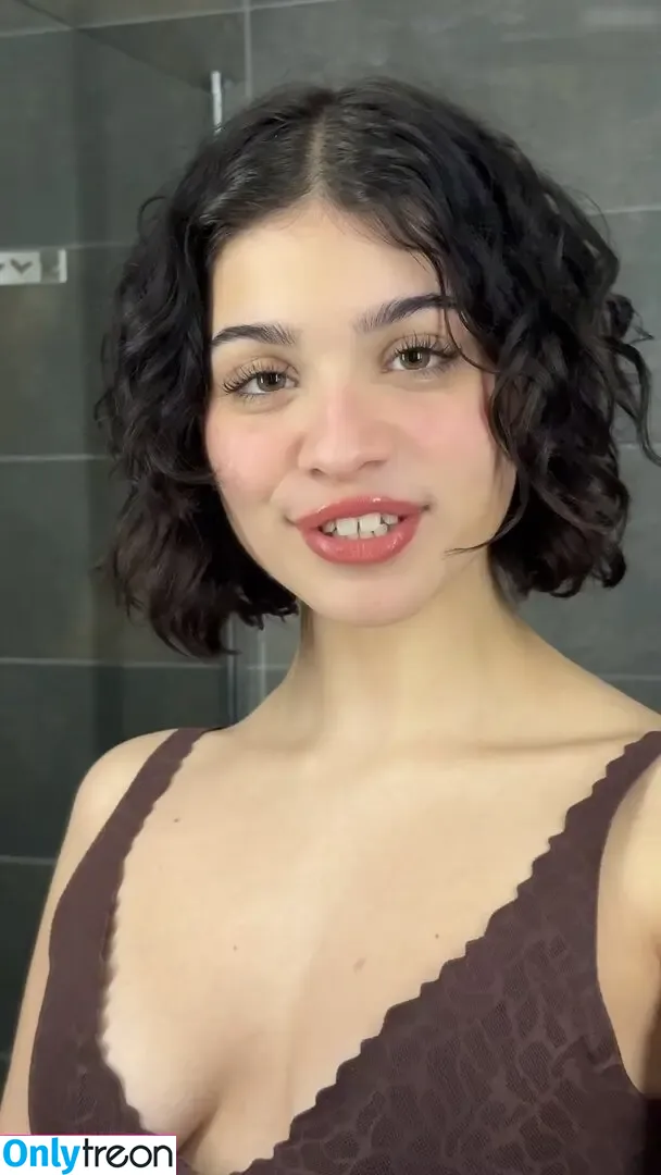 Yasmin Bal голая photo #0066 (eyasminbal)