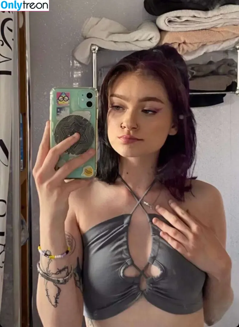 Yasmin Barnes nude photo #0037 (yasminbarnesx)