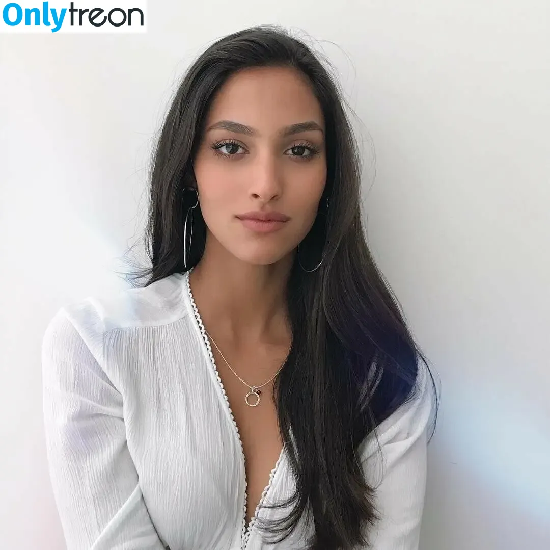 Yasmin Goveas nude photo #0033 (yasminxeniaa)