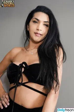 Yasmin Lancaster / jas.min_l фото голая #0002