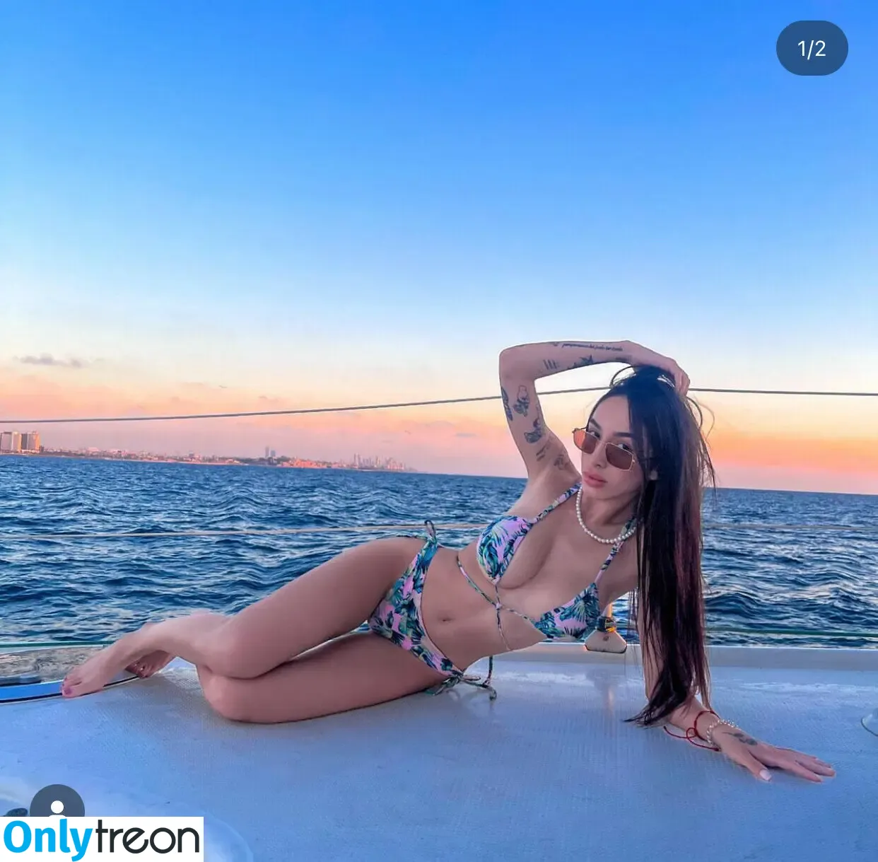 Yasmin Tozzi голая photo #0003 (yasmintozzi)