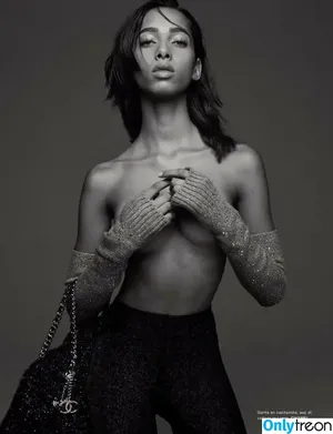 Yasmin Wijnaldum / yasminwijnaldum nude photo #0002