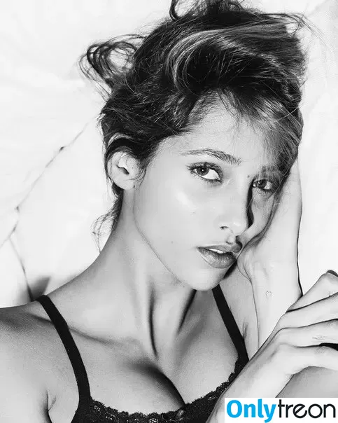 Yasmin Wijnaldum nude photo #0007 (yasminwijnaldum)