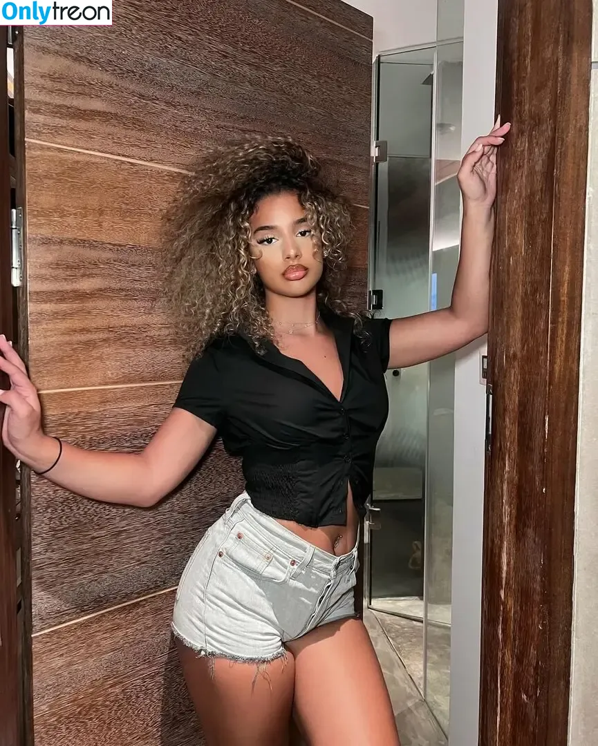 Yasminaamts nude photo #0110 (yasssv)