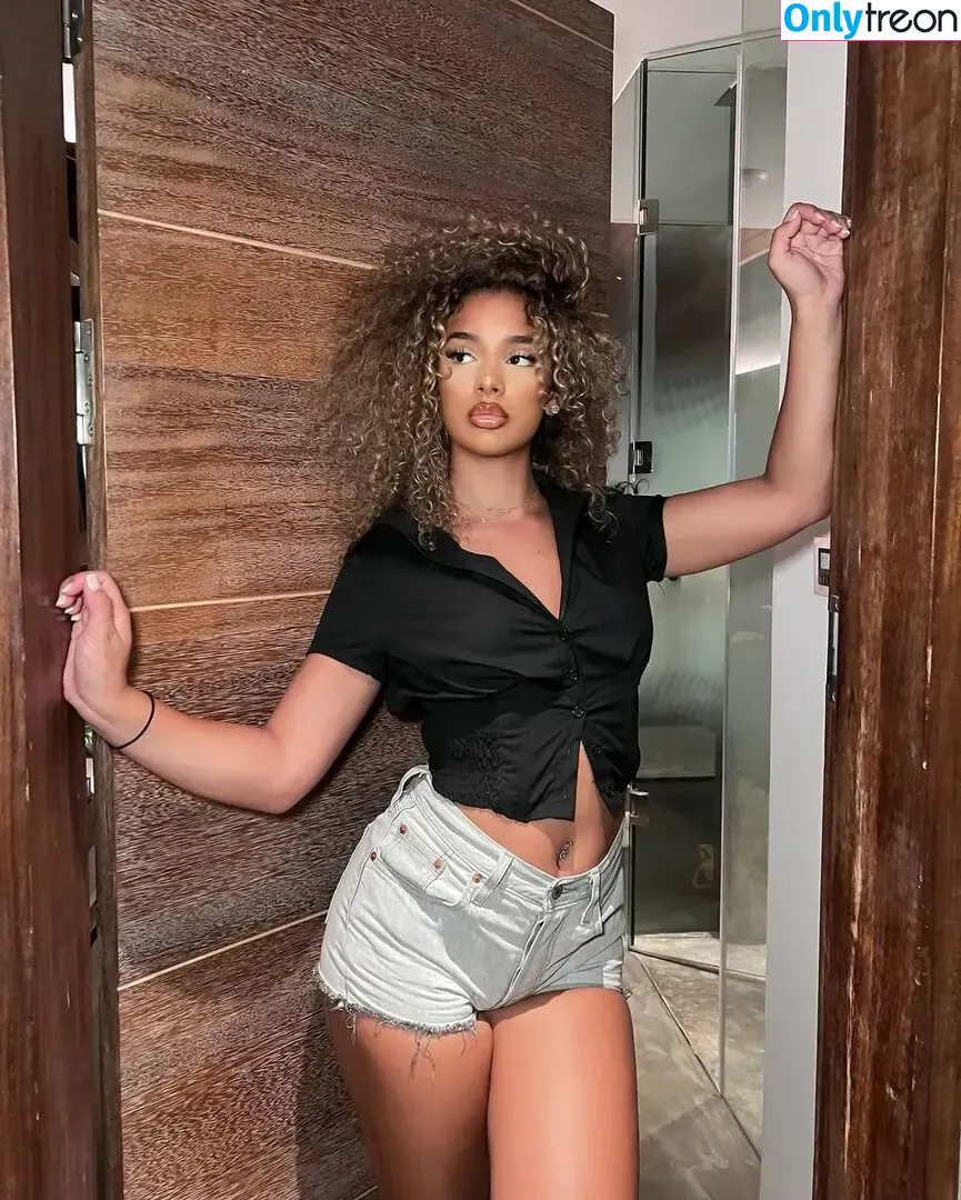 Yasminaamts nude photo #0112 (yasssv)