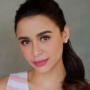 Yassi Pressman / yassipressman / yassizzle фото голая #0001