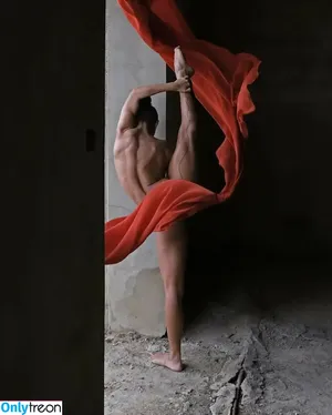 yassmasri / onlyfans фото голая #0035