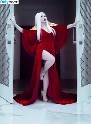 Yaya Han / yayahan nude photo #0095