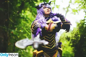Yaya Han / yayahan nude photo #0113