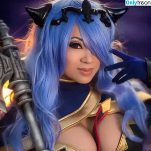 Yaya Han / yayahan nude photo #0138