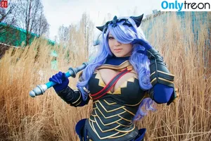 Yaya Han / yayahan nude photo #0144