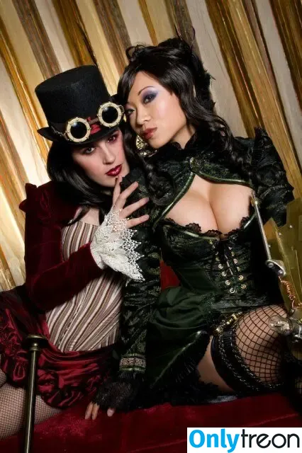 Yaya Han nude photo #0174 (yayahan)