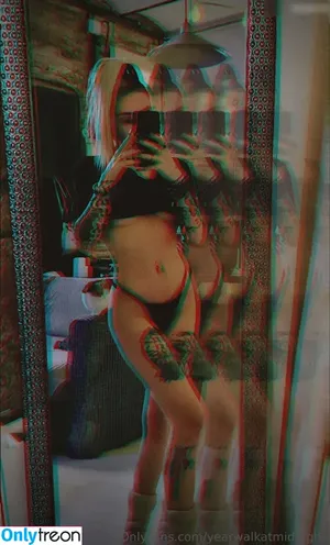 yearwalkatmidnight leaked nudes