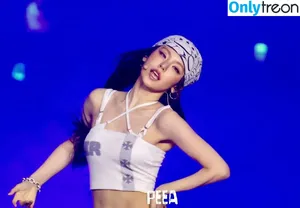 Yeji / Hwang Ye-ji / ITZY (예지 / yezyizhere nude photo #0231