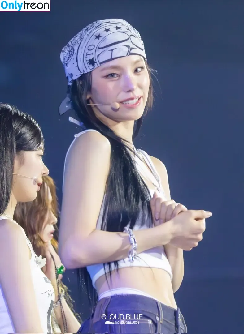 Yeji nude photo #0240 (Hwang Ye-ji / ITZY (예지 / yezyizhere)