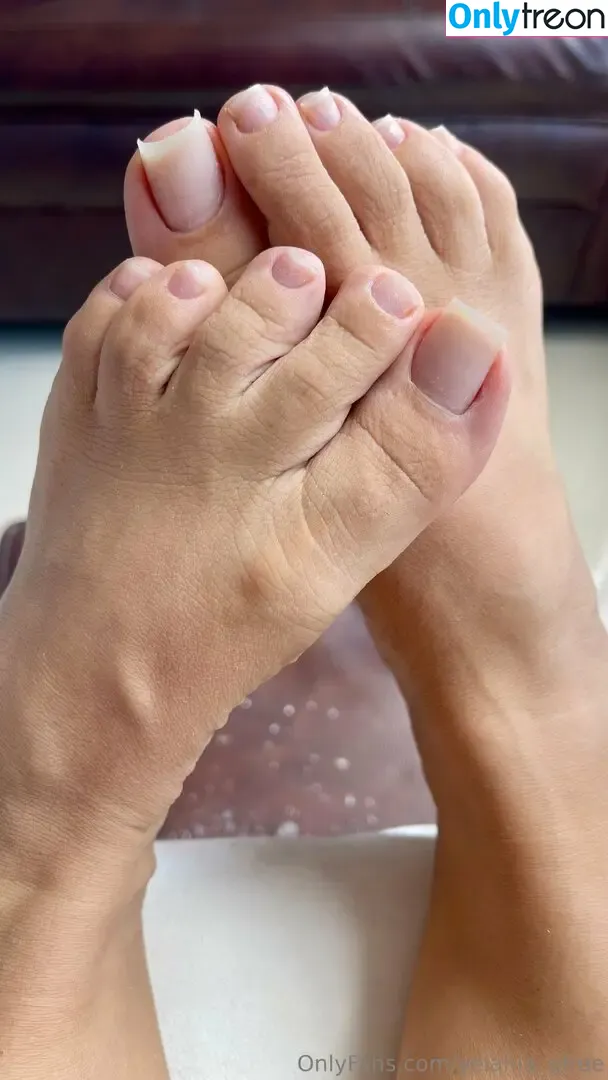 yelahia_gfree nude photo #0239 (yelahiah_)