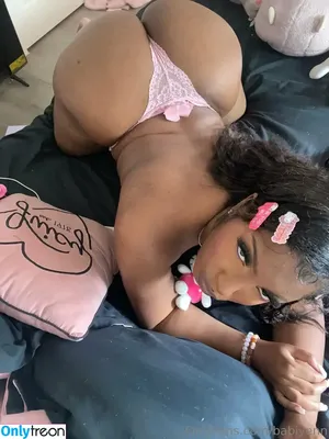 yennraye / missyennraye nude photo #0001