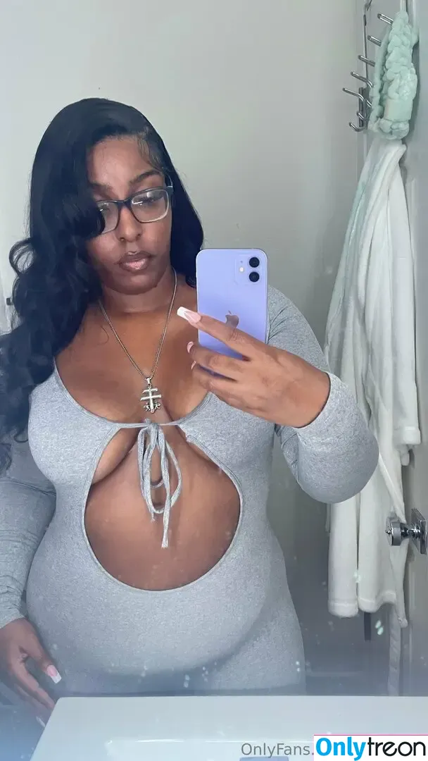 yennraye nude photo #0043 (missyennraye)