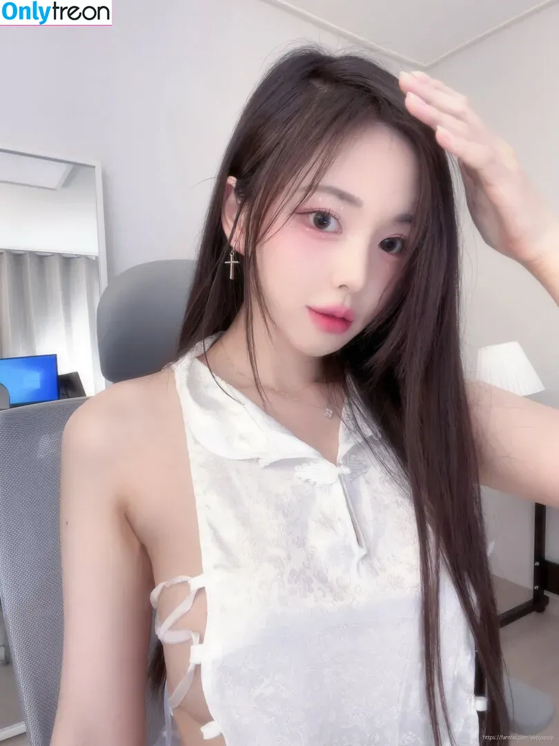 Yepyeppp 모르님 nude photo #0212 (5252_28)