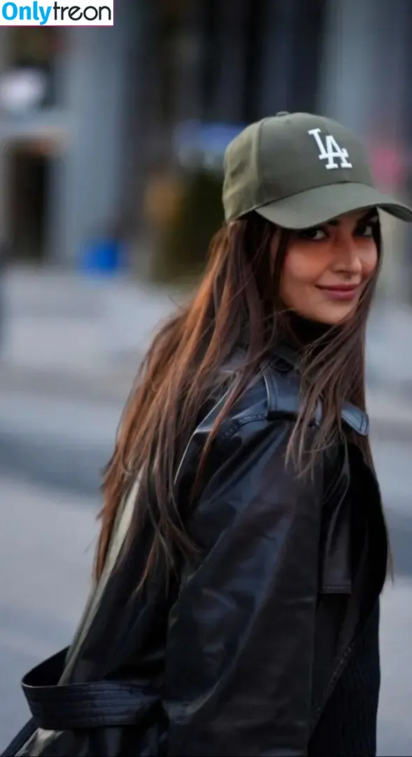Yesha Sagar голая photo #0179 (yesha_sagar)