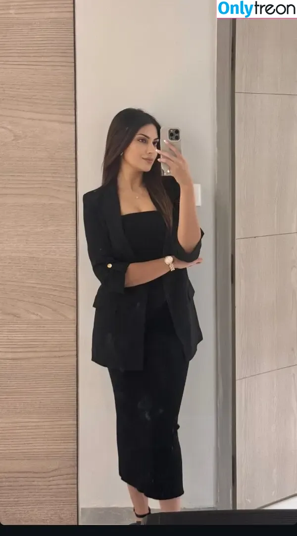 Yesha Sagar голая photo #0258 (yesha_sagar)
